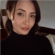 Laureata in traduzione inglese, spagnolo e cinese a disposizione per lezioni private online.